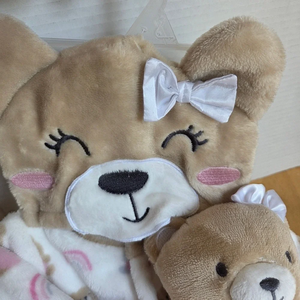 NEW Little Celebrity Two Piece Set Hooded Robe with Plush Teddy Bear Rainbows